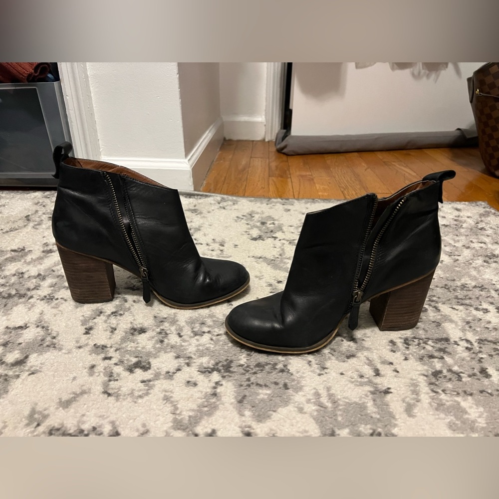 Nordstrom Black Leather Booties Size 8.5